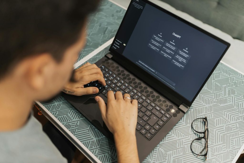 Illustration of the top 10 AI tools boosting workplace productivity.