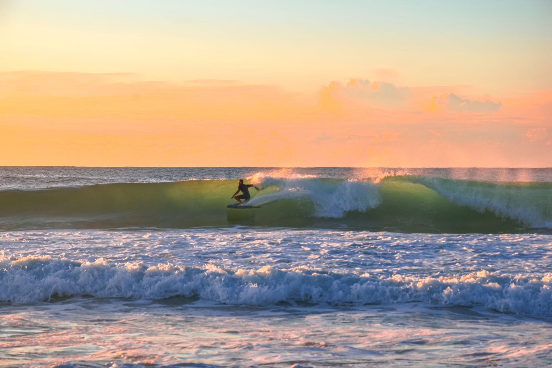 Free alternatives to Surfer SEO for keyword research, content analysis, and rank tracking